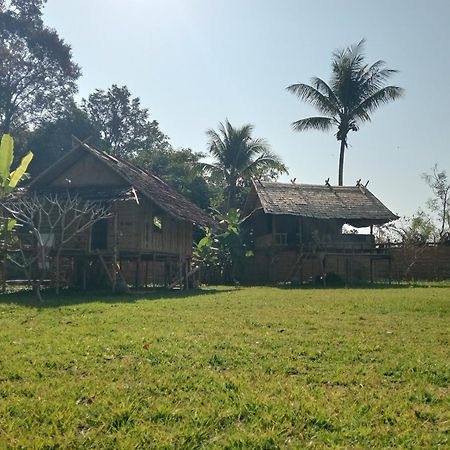 Vangvieng Ruby'Homestay Vang Vieng Exteriör bild