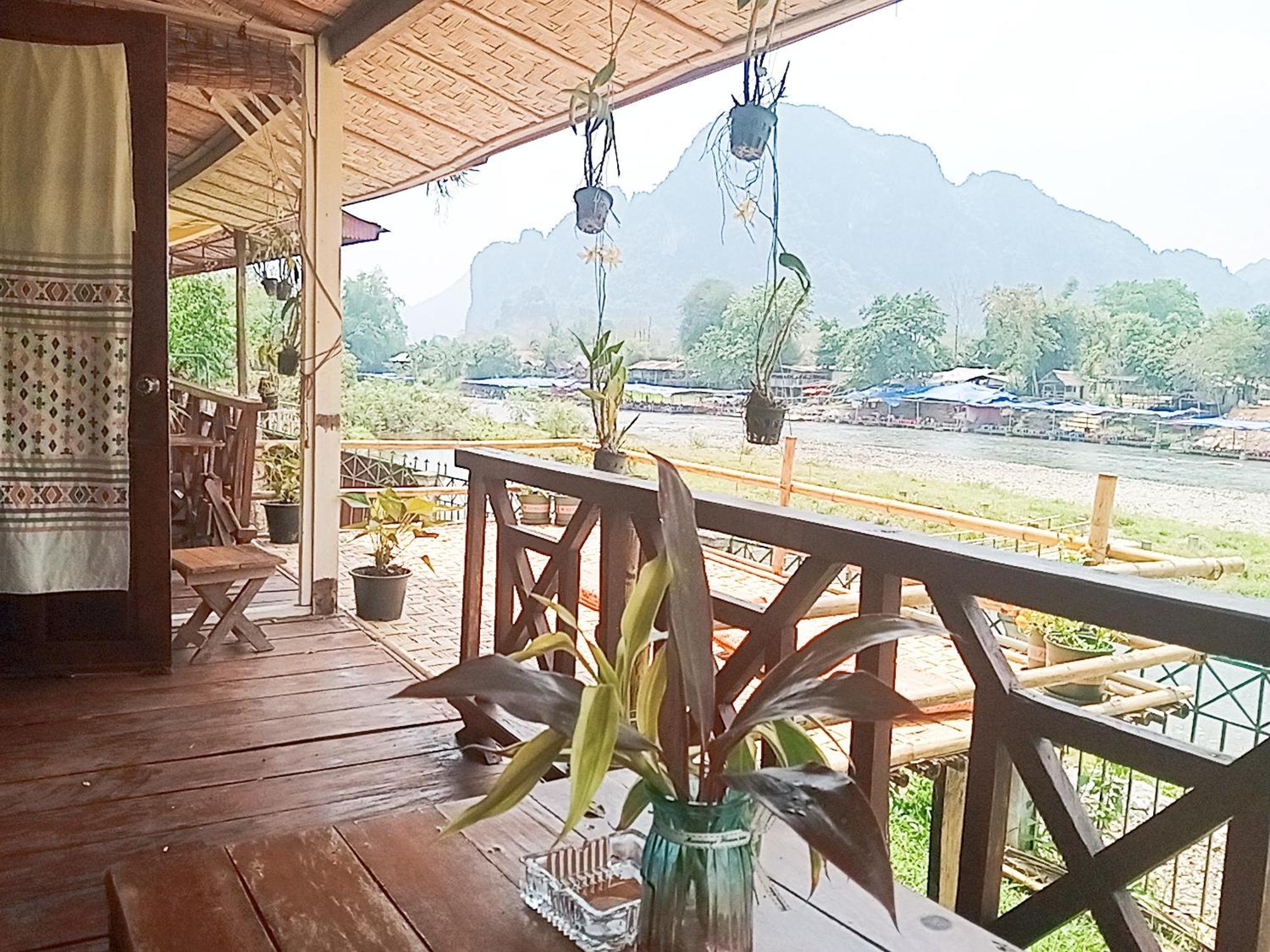 Vangvieng Ruby'Homestay Vang Vieng Exteriör bild